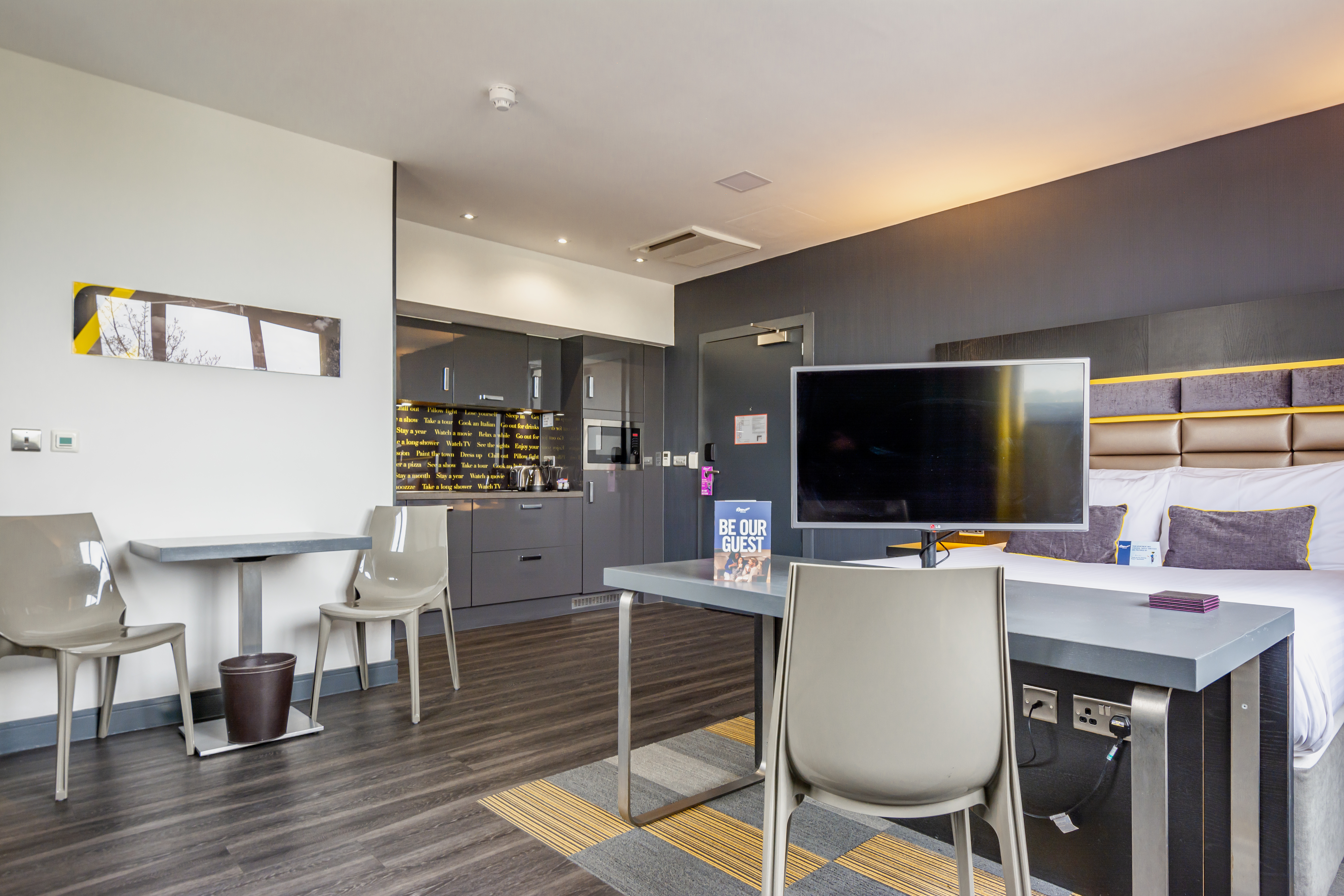 FAMILY GRANDE STUDIO