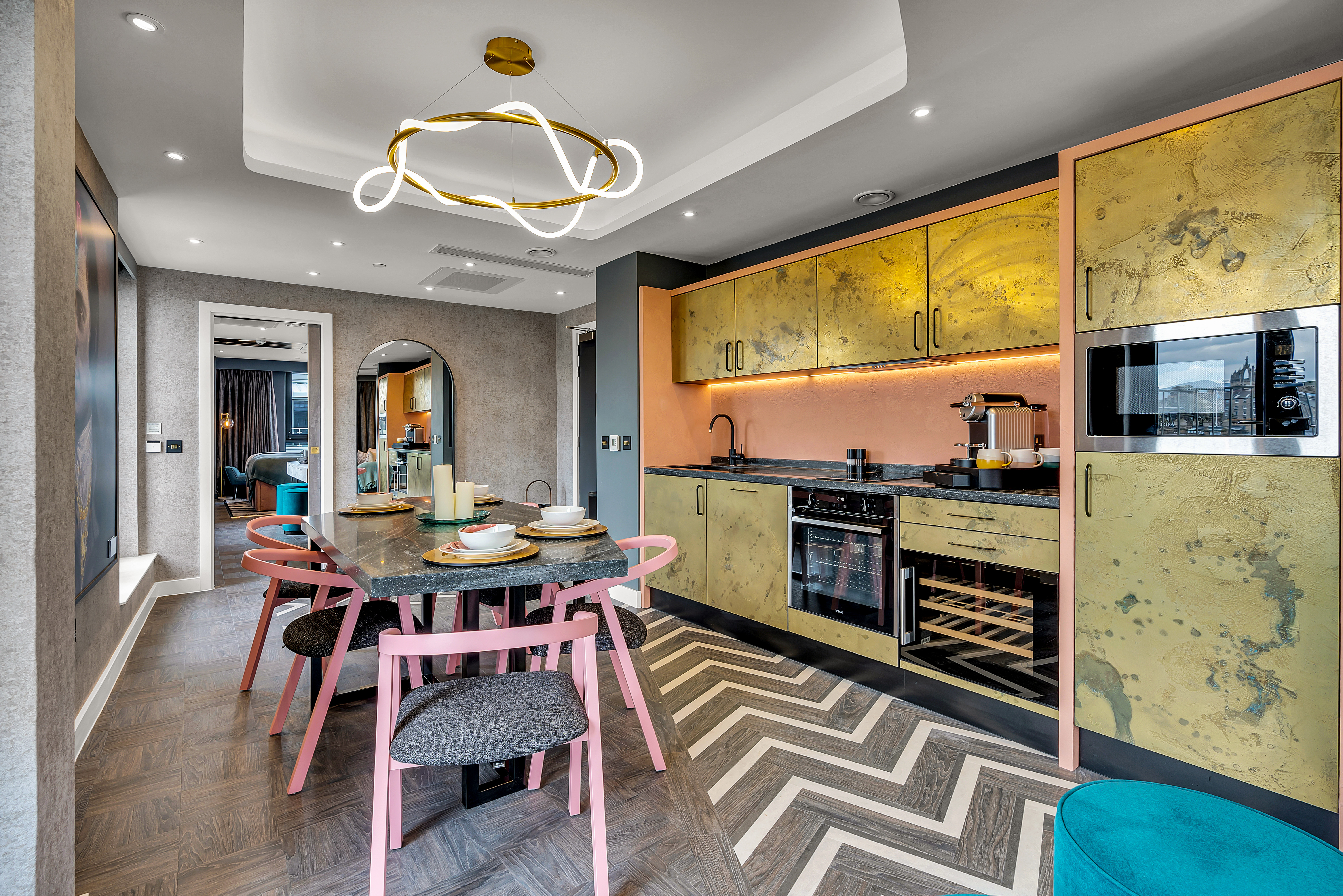 Bonnie Suite
