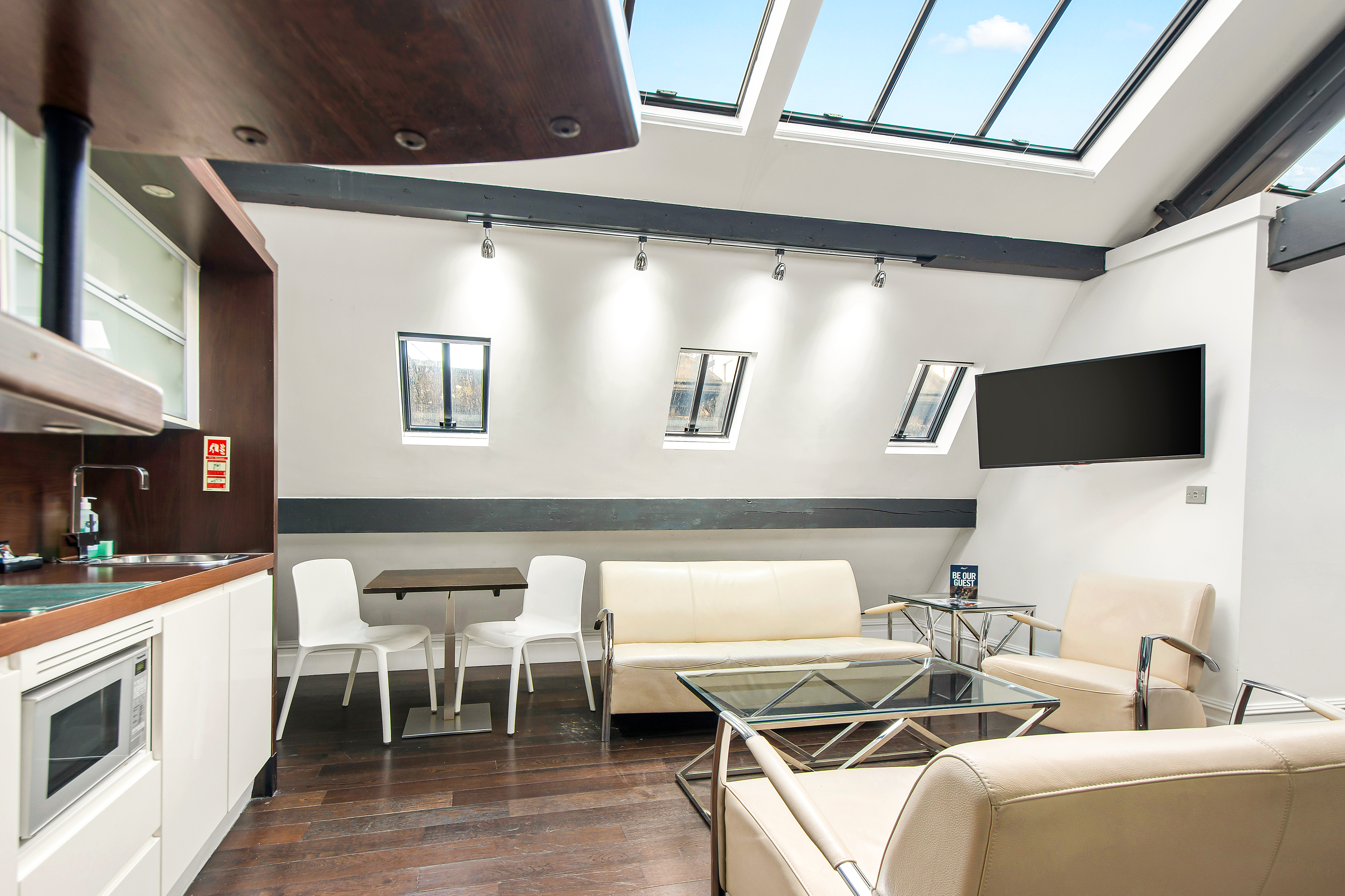 Penthouse Suite