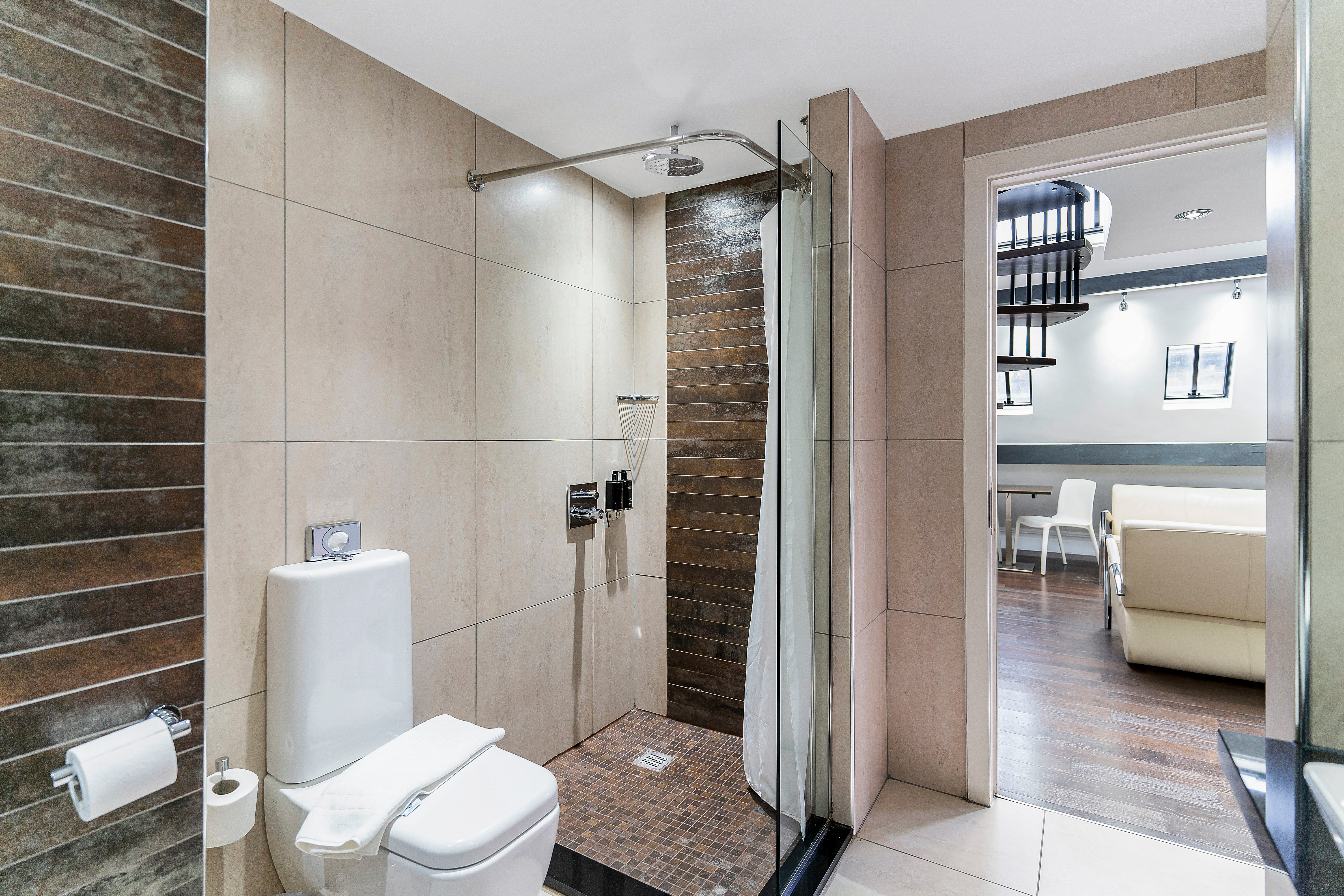 Penthouse Suite